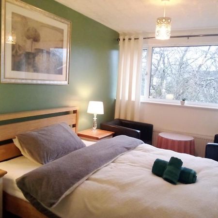 1 Luxurious Double Bedroom With Private Shower Reading Exterior foto